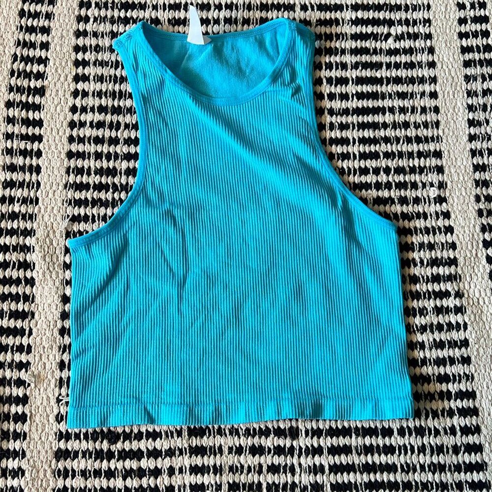 No brand size Medium Blue Cropped tank top